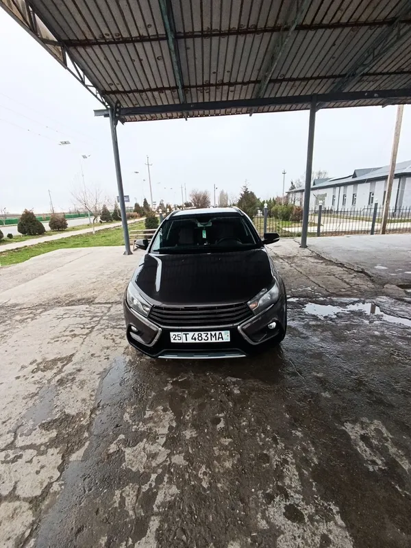 Lada Vesta SV kros — фото 1