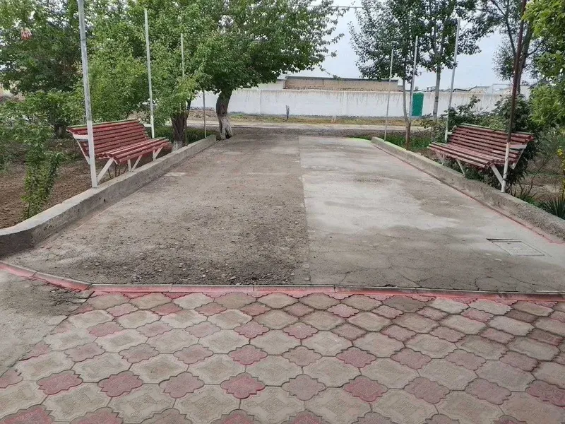 Hovli, Karmana tumani, Navro‘z mahalla 7