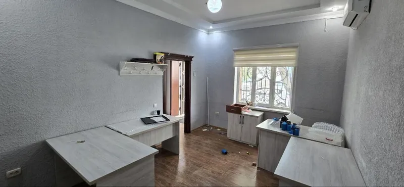 Сдается в аренду офисное помещение 135 м². 5