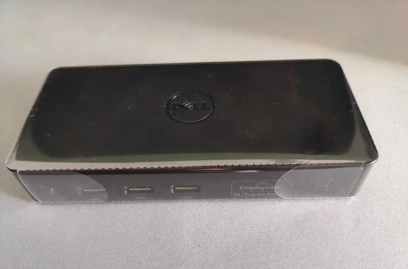 Док-станция Dell Ultra HD D3100 2