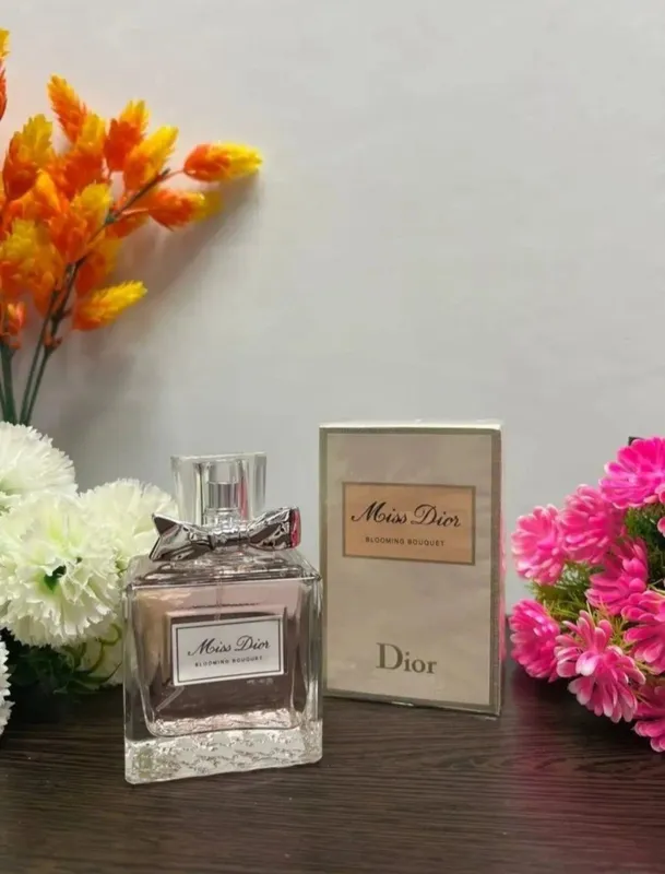 Miss Dior ayollar uchun nafis va jozibador atir 6 Miss Dior ayollar uchun nafis va jozibador atir 6