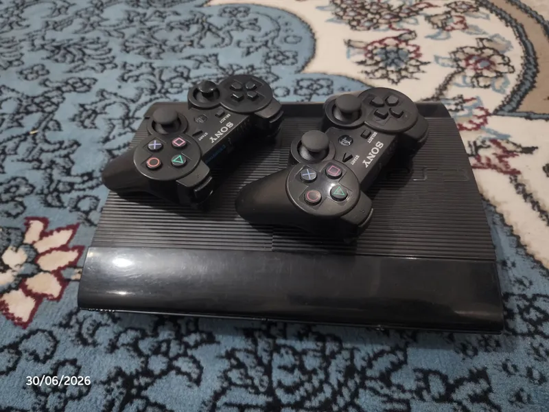 PlayStation 3 super slim arzon narxda ful kamplekt 2