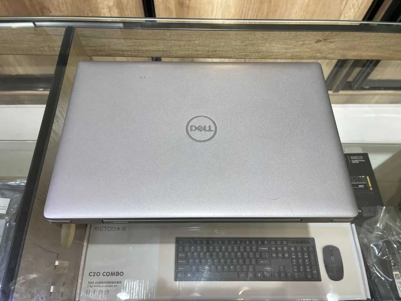 DELL Precision 3560 Intel Core i5-1145G7, 16 GB tezkor xotira, 256 GB SSD 2 DELL Precision 3560 Intel Core i5-1145G7, 16 GB tezkor xotira, 256 GB SSD 2