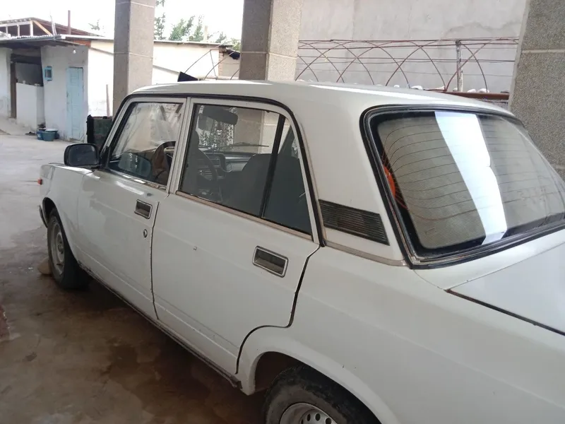 Vaz 2107 sotiladi 6
