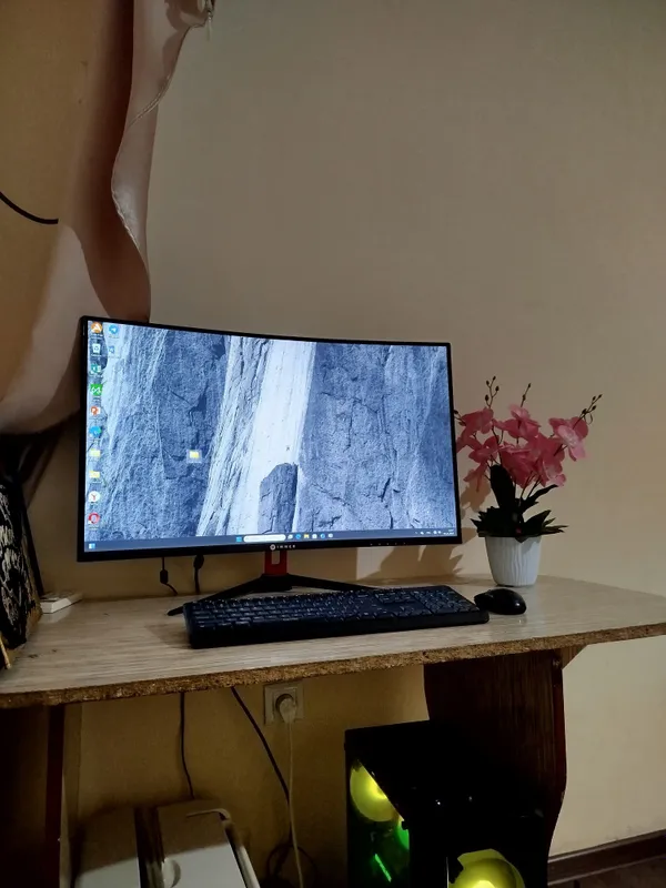 Gaming,Dizayn ishlari va ofis uchun Windows 11 pro