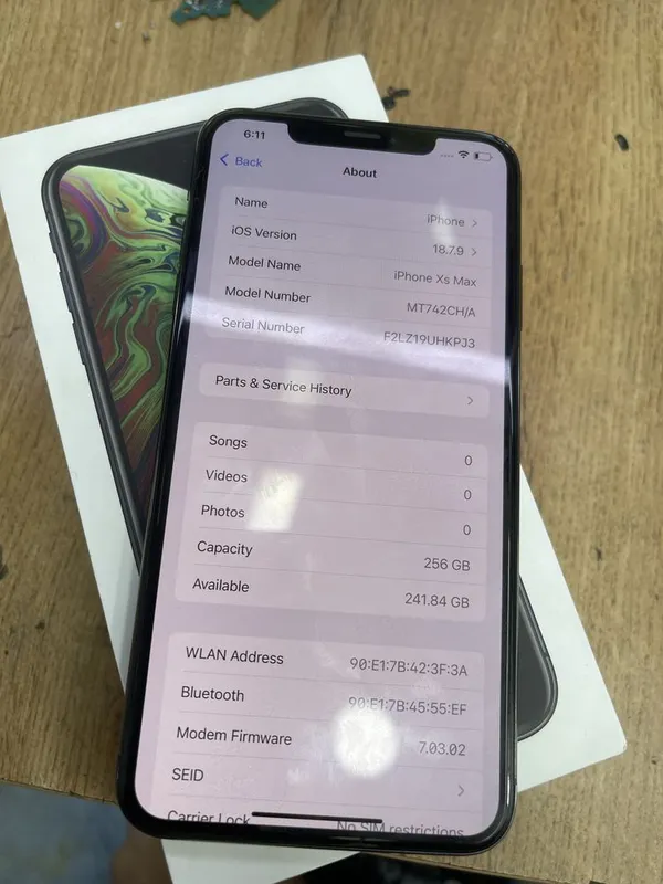 iPhone Xs max 256/dual sim 1 iPhone Xs max 256/dual sim 1