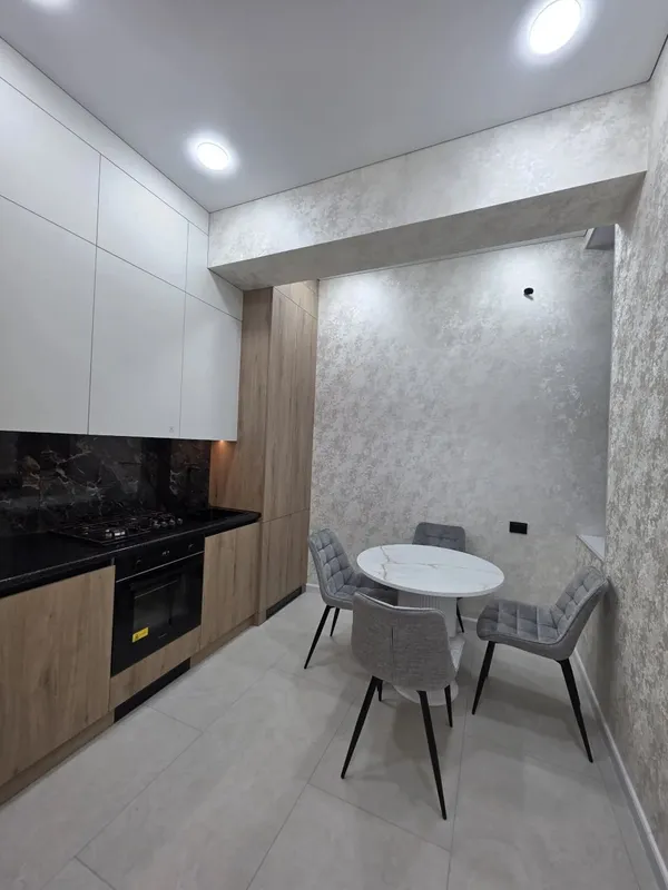 60 m² li 2 xonali kvartira sotiladi · ID 7134 5 60 m² li 2 xonali kvartira sotiladi · ID 7134 5