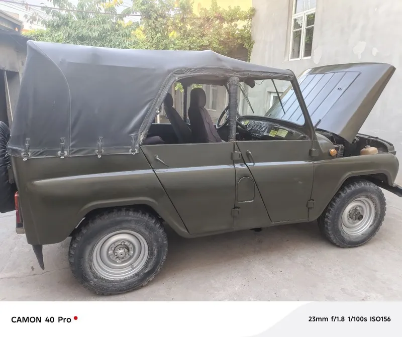 Uaz sotiladi 1999 yil 3