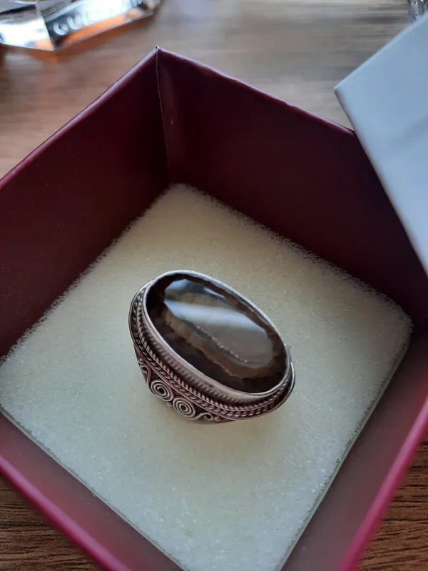 Uzuk, 925 probali kumush, tosh — tutunrang topaz 1 Uzuk, 925 probali kumush, tosh — tutunrang topaz 1