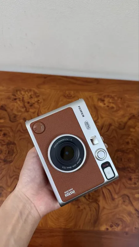 Instax mini Evo Fujifilm в отличном состоянии — фото 1 Instax mini Evo Fujifilm в отличном состоянии — фото 1