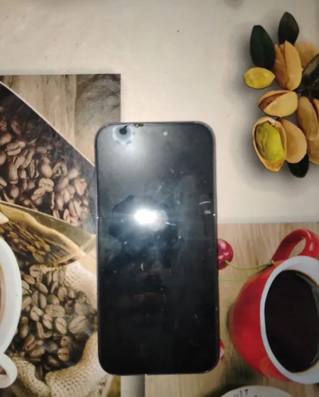 Продаётся iPhone 17 Pro Max, память 256 ГБ, использовался 3 месяца 3