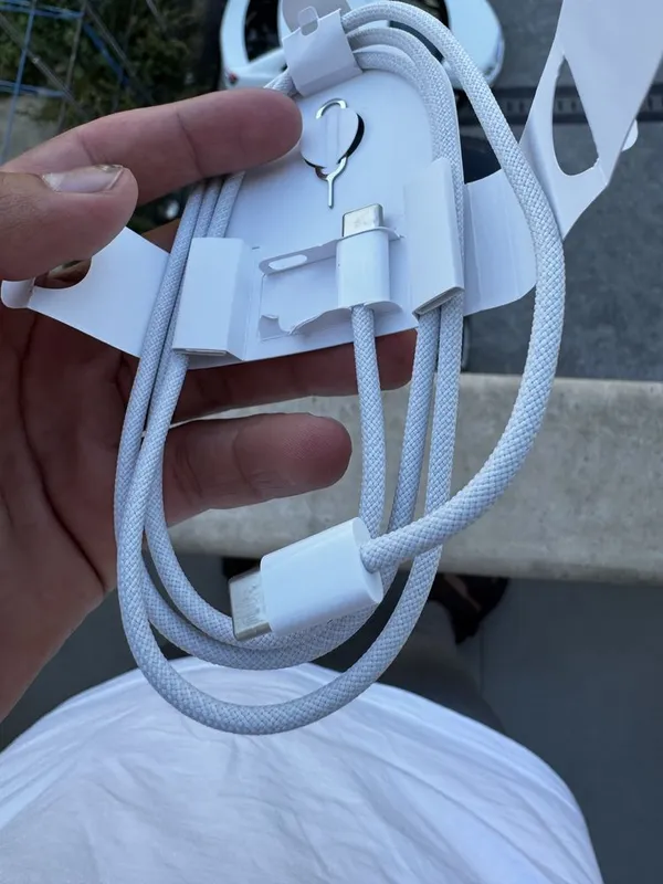 iPhone Type C kabel, ORIGINALI !!! 5 iPhone Type C kabel, ORIGINALI !!! 5