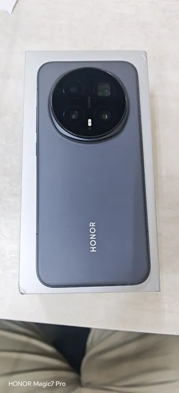Honor Magic 8 Pro 16/512 China sotaman 3 Honor Magic 8 Pro 16/512 China sotaman 3
