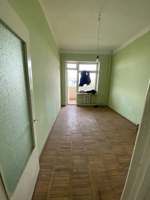 Продается 4-комнатная квартира — фото 2