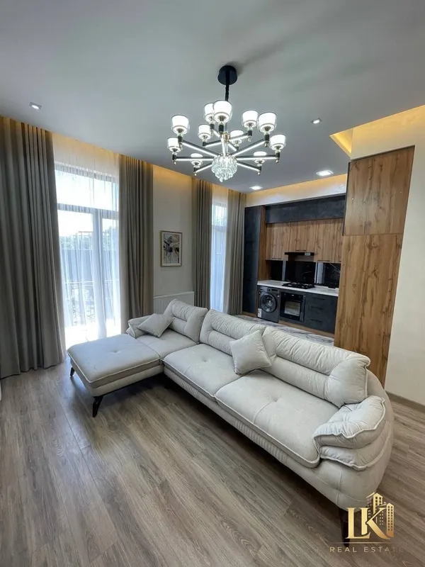 Tiara Residence ЖКda 2 xonali kvartira sotiladi 8