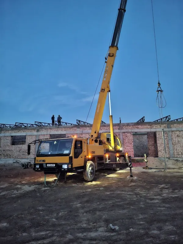 Avtokran Kran 16, 30, 35, 50 tonna 24/7