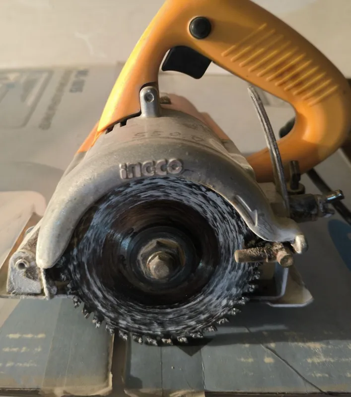 Дисковая пила Пчелка INGCO 1400W