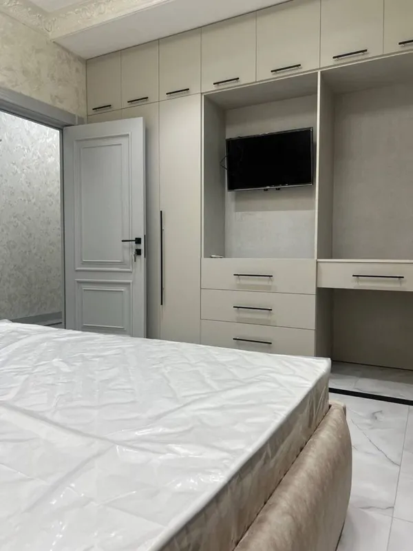 СРОЧНО В АРЕНДУ Чилонзор 19 кв Новостройка 300 dollar depozit 2