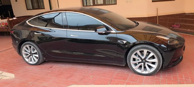 Tesla model 3 Fargona — фото 2