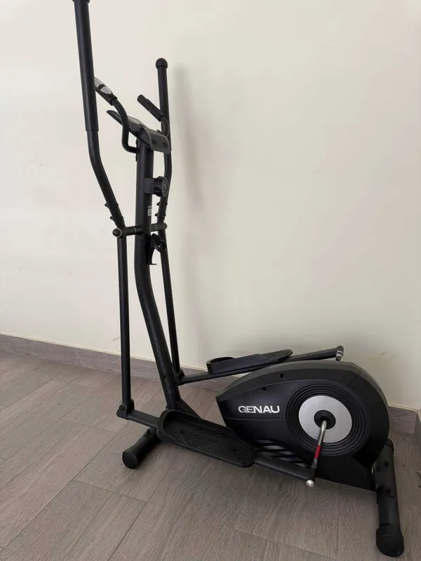 Эллиптический тренажер Genau Elliptical GN-100 1