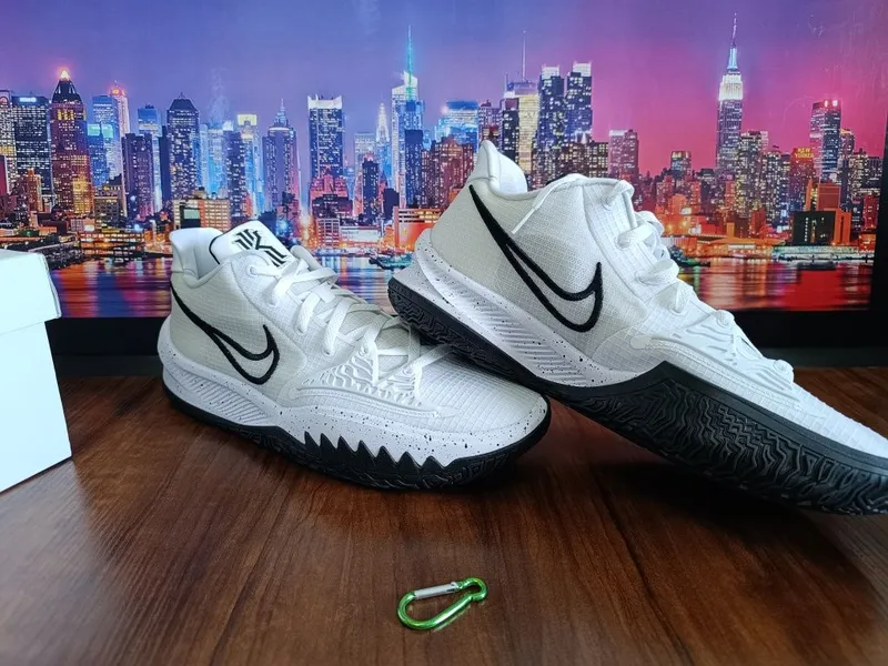 Кроссовки NIKE Kure Low 4 tb Promo — фото 1