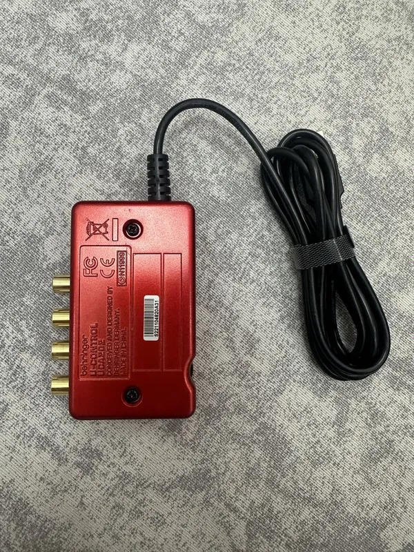 Звуковая карта Behringer UMA 222 — фото 3 Звуковая карта Behringer UMA 222 — фото 3