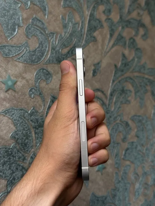 Iphone 12 64 gb 2 Iphone 12 64 gb 2