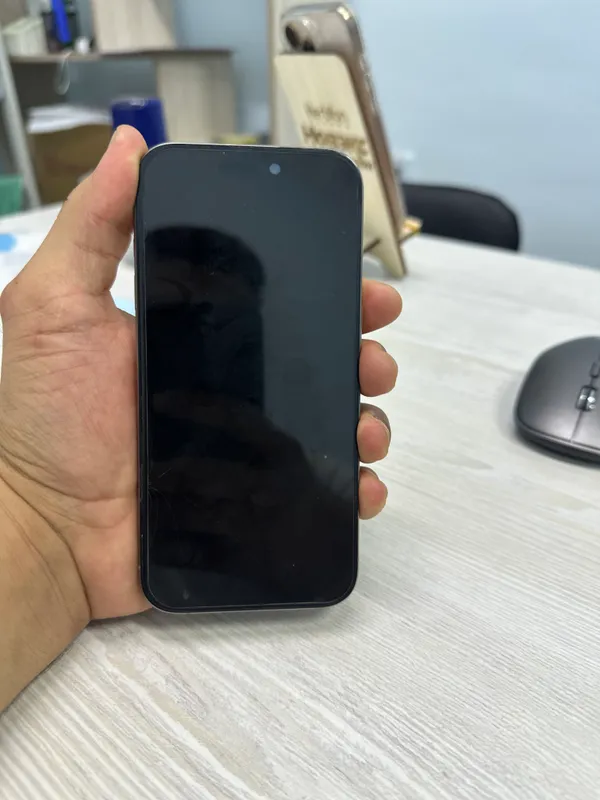 Iphone 15 Pro 4