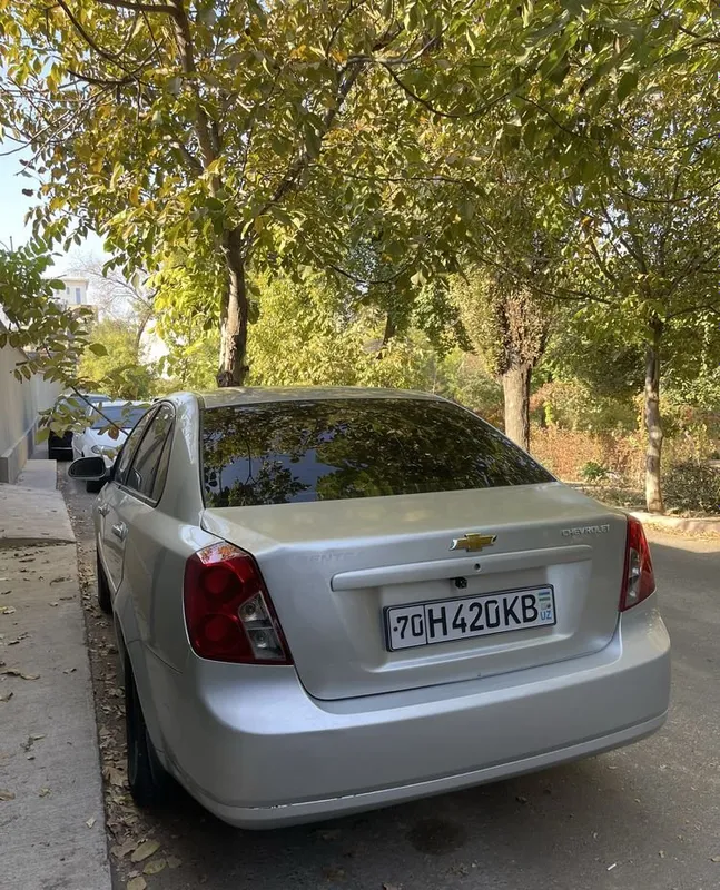 Продаётся Lacetti 2005 года, 1.8, состояние хорошее 2 Продаётся Lacetti 2005 года, 1.8, состояние хорошее 2