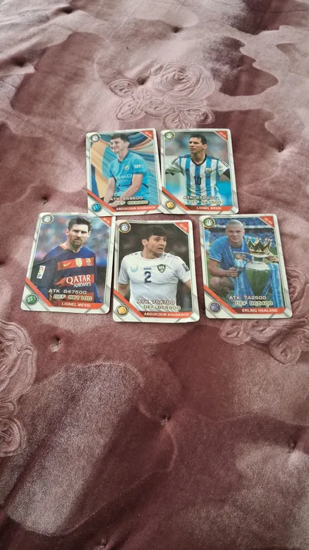 Futbol kartochkalari Futbol kartochkalari