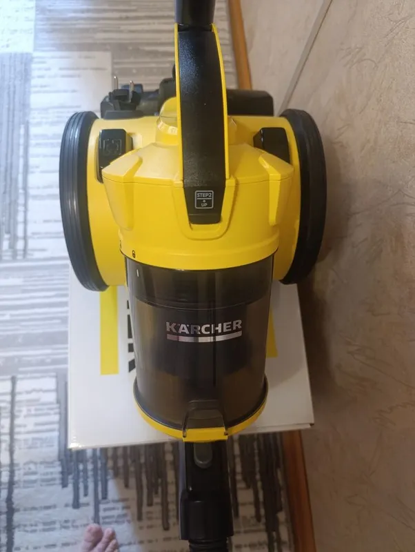 Пылесос Karcher в рабочем состоянии 6 Пылесос Karcher в рабочем состоянии 6