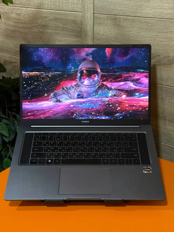 HONOR Laptop 4