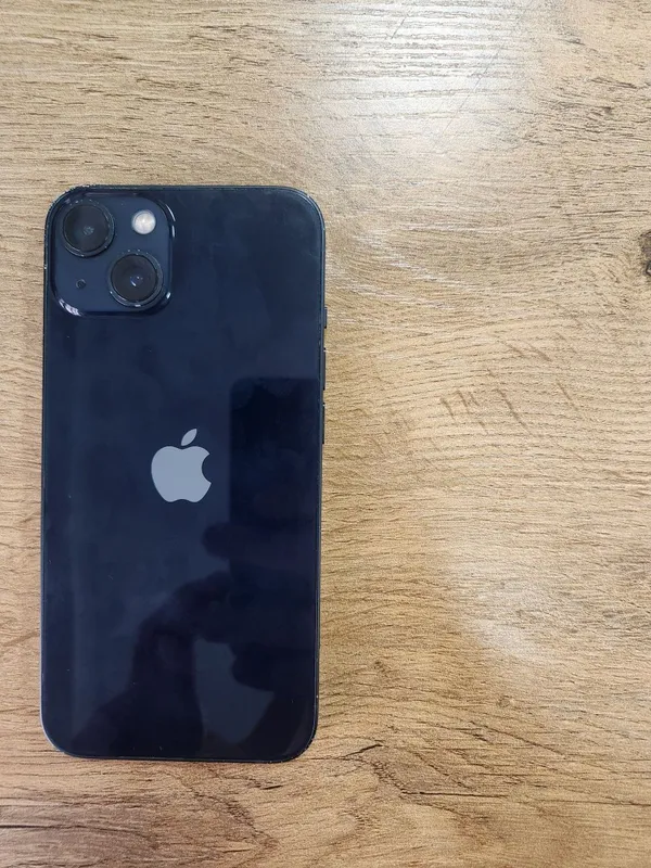 iPhone 13 Midnight (qora) — фото 3