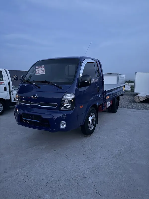 sotiladi kia bongo 1.2 ton 2012 yil