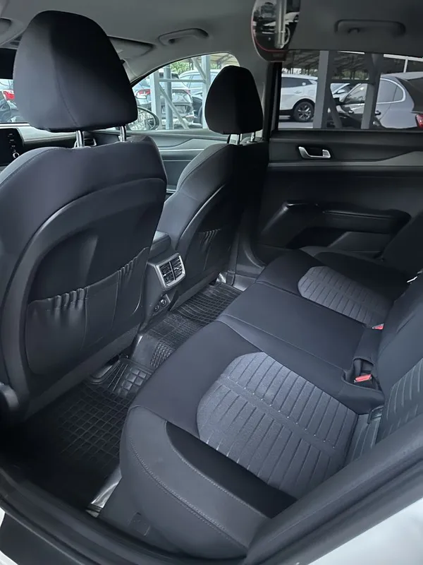 Kia k5 comfort + 6 Kia k5 comfort + 6