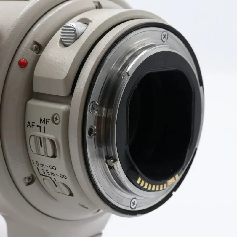 canon obyektiv canon ef 200mm f/2.0l is usm — фото 1