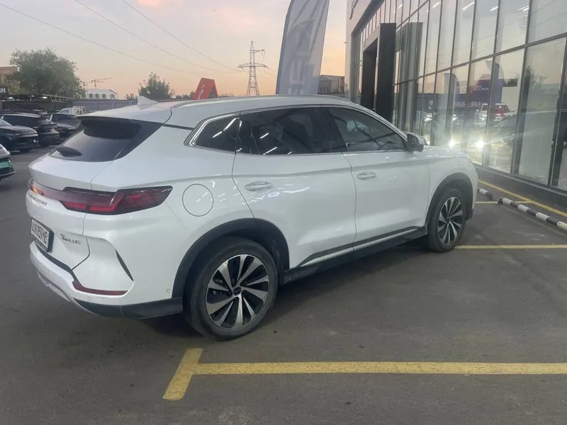 Byd Chempion Ev 605 full — фото 3