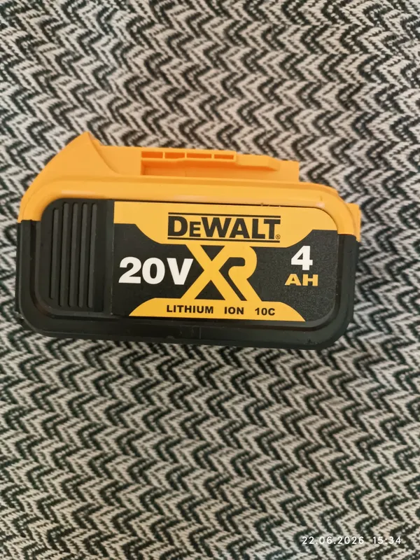 DeWalt батарея DeWalt батарея