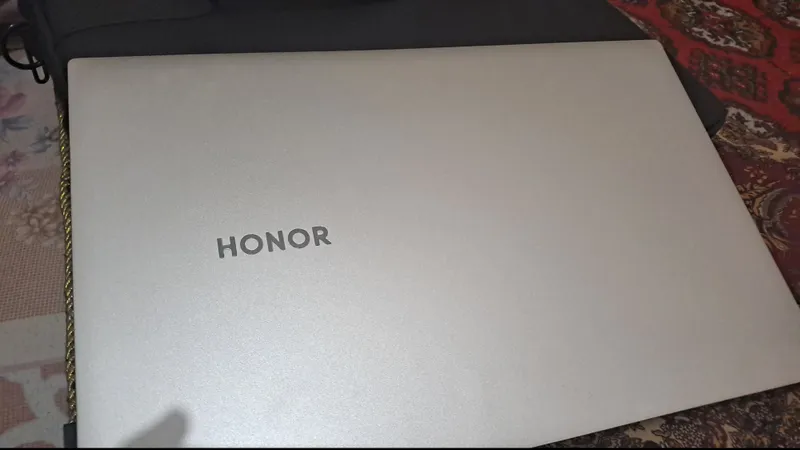 honor magic book