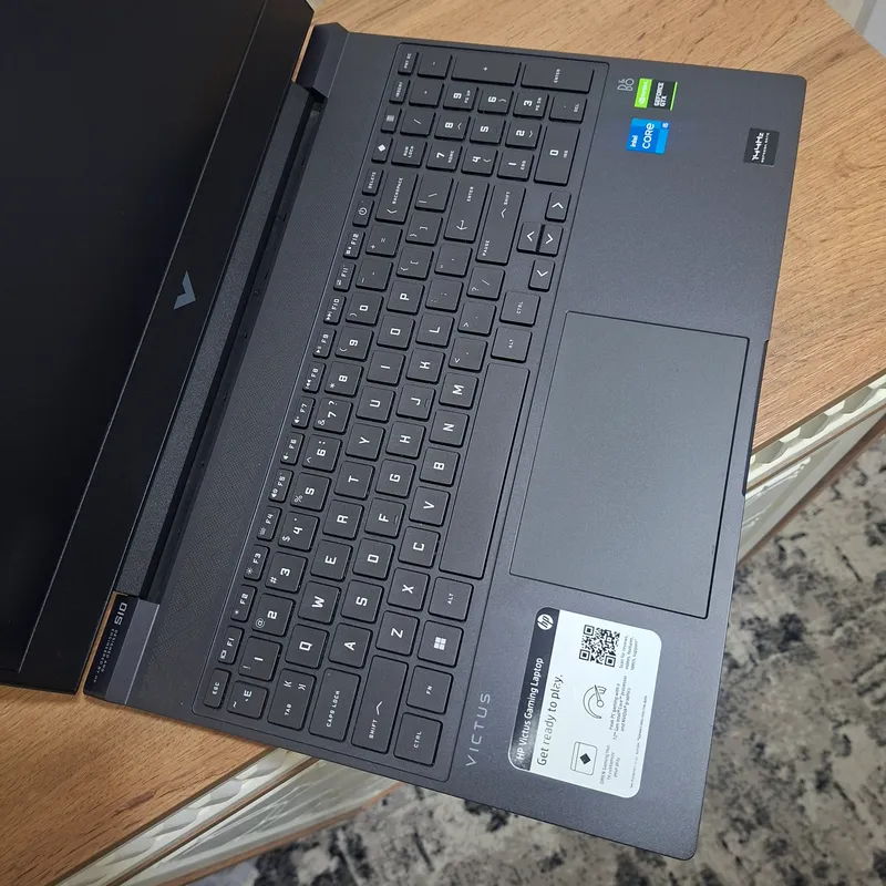 Core i5-12450H/ SSD 512gb/ Operativ xotira 16gb/ VGA: GTX 1650 3