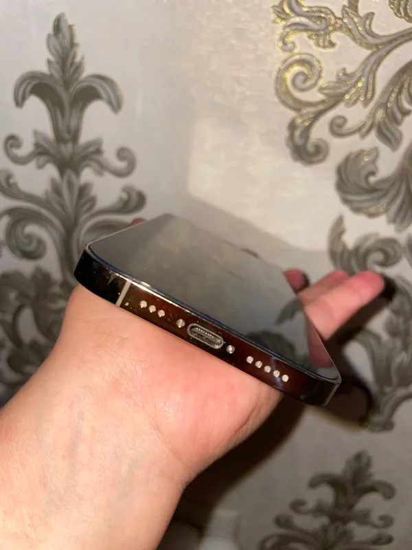 Iphone 12pro 180$ 2 Iphone 12pro 180$ 2