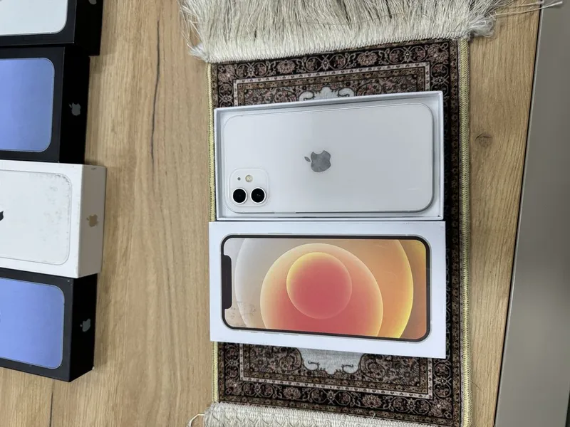 iPhone 12 128GB Ideal