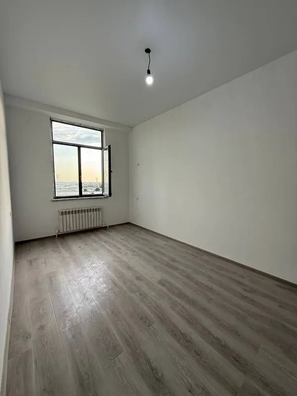 Келес Йули вдоль дороги 3/6/9 с ремонтом 2 сан узла 78 м² с балконом 3