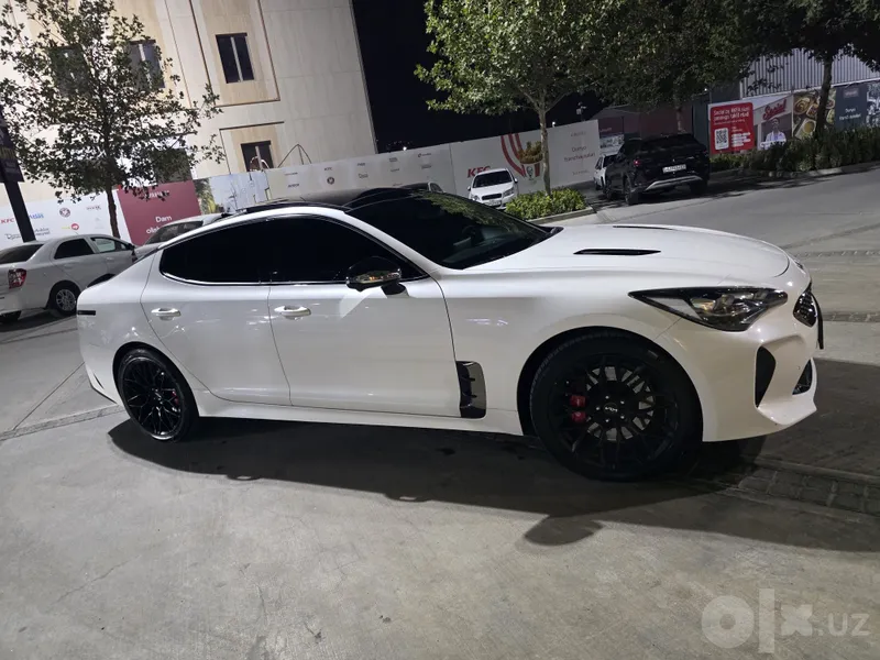 KIA STINGER GT 3.3 Twin Turbo 3 KIA STINGER GT 3.3 Twin Turbo 3