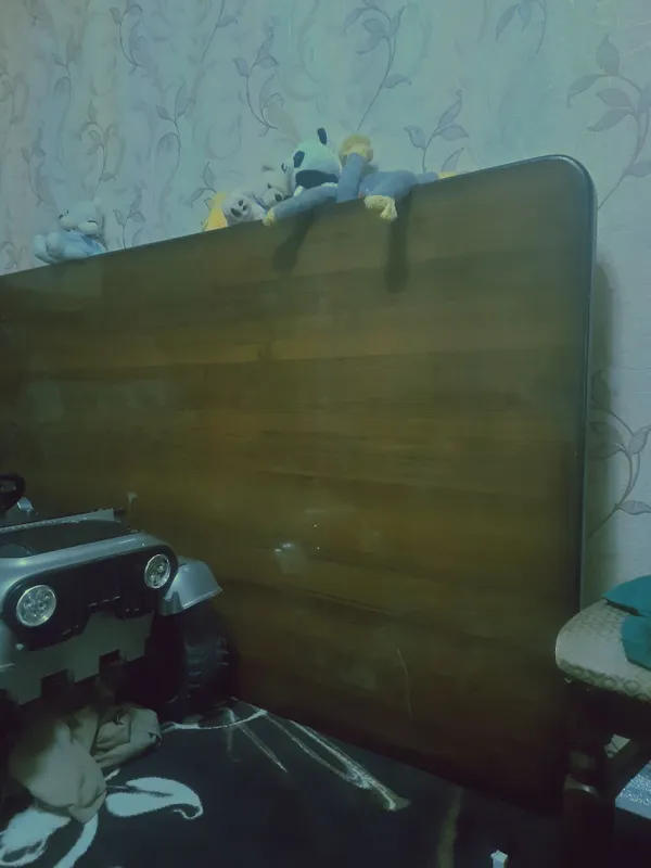 Стол хонтахта 2 метр 50 см га 1 метр 50 см баланд стол,ва хонтахта