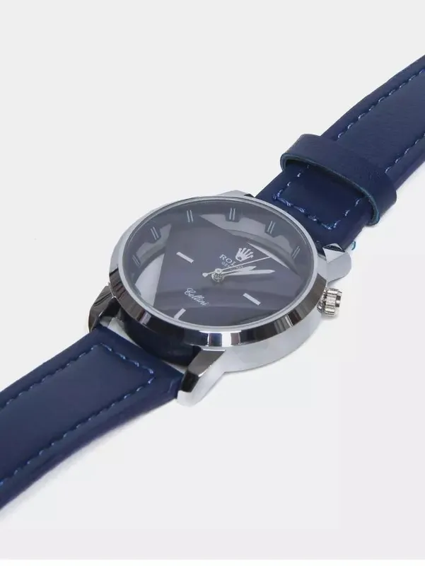 Rolex soatining uch burchak shaklidagi yangi model