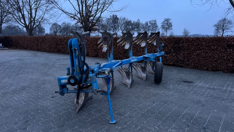 Lemken Europal 7 Case Puma, John Deere, Claas Arion tortadi — фото 4