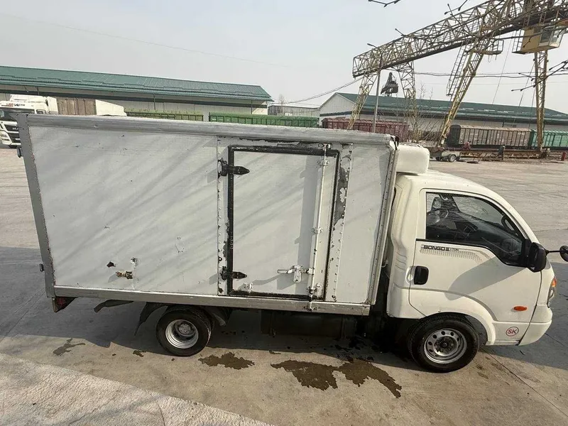 Sotilad KIA BONGO 3 4 Sotilad KIA BONGO 3 4