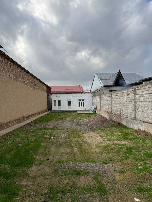 Бектемир туманида 3.5 сотих ер сотилади, 1 сотихи - 20 000 $ дан 1