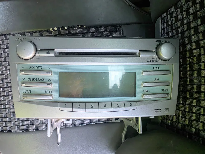 Продам заводской магнитафон для камри 40 (camry 40)